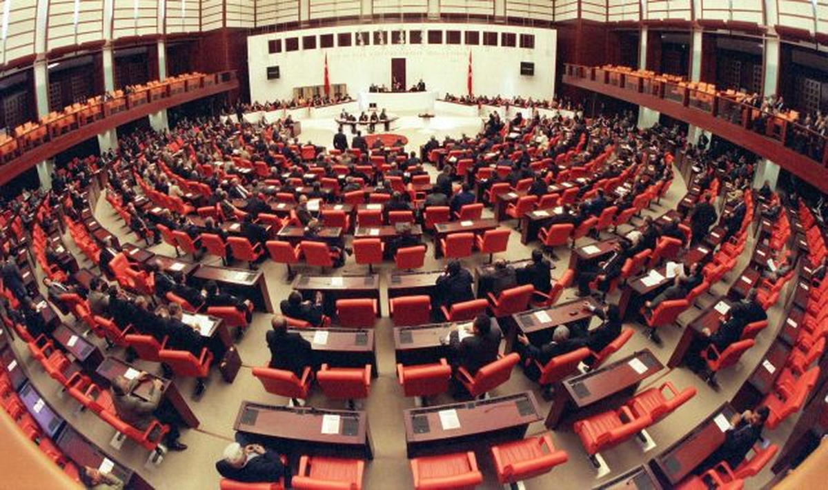 HSYK\'nın Yapısında Değişiklik Öngören Teklif