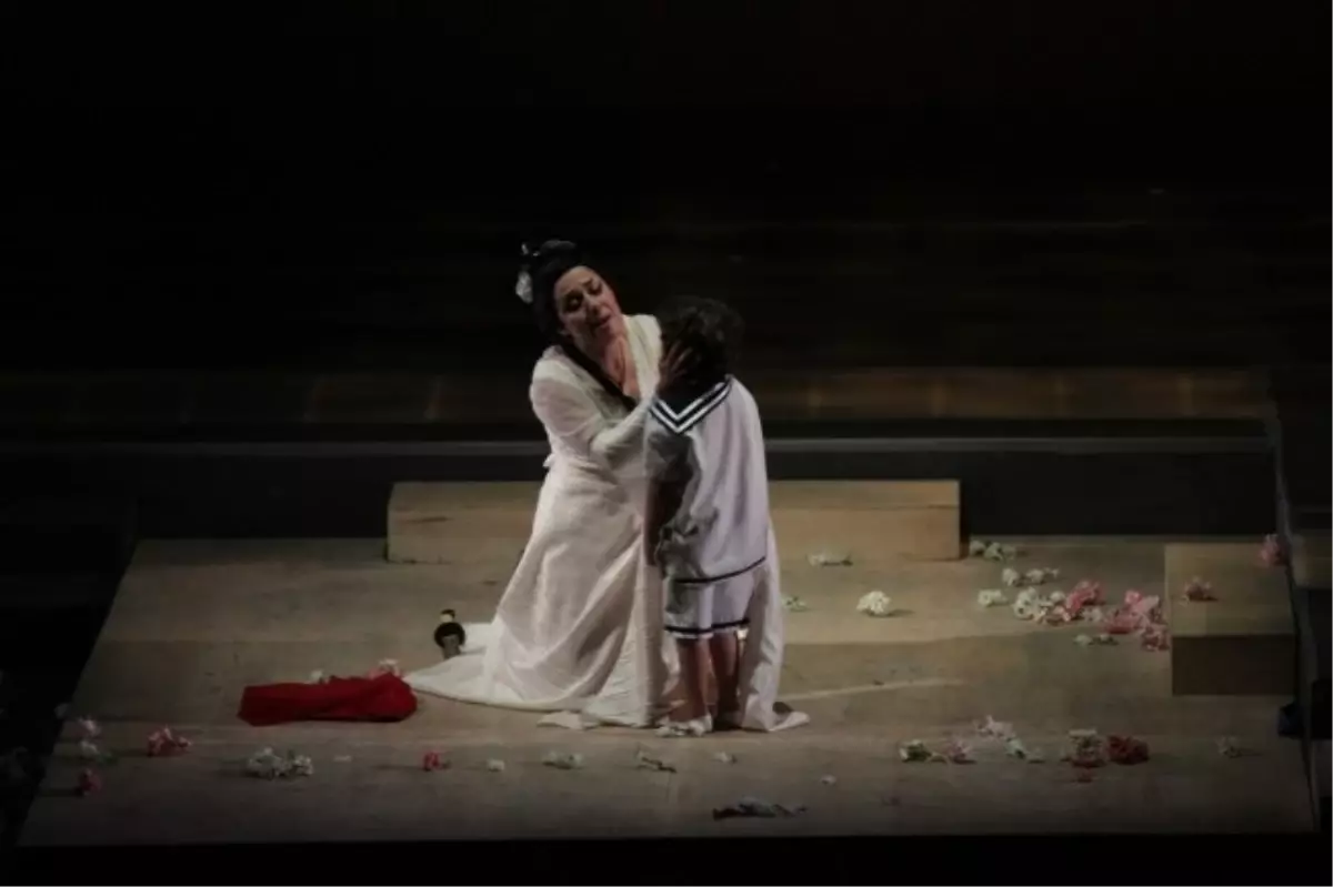 Mdob, Madama Butterfly Operasını Yeniden Sahneledi