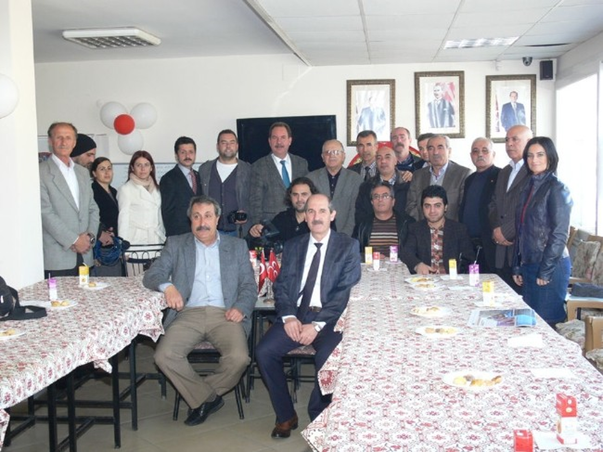 Söke MHP\'den Gazeteciler Günü Kutlaması