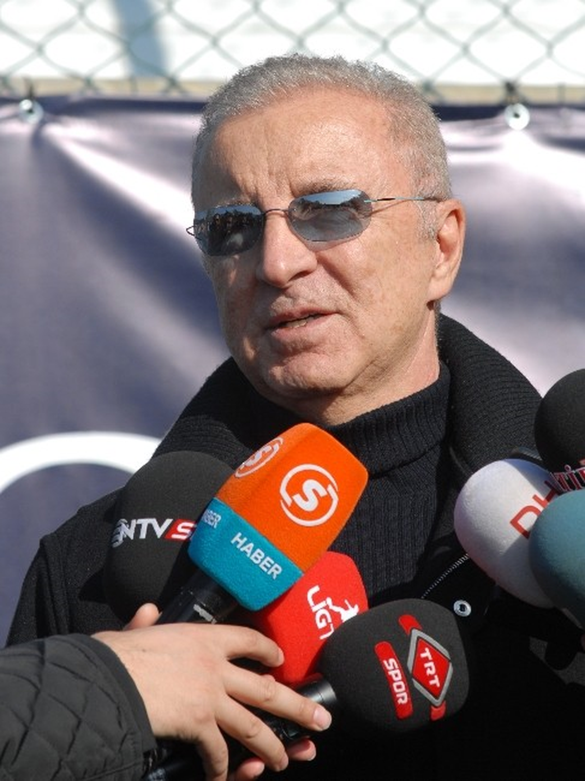 Ünal Aysal: "Alex Teles Konusunda Bazı Teknik Sorunlar Var"