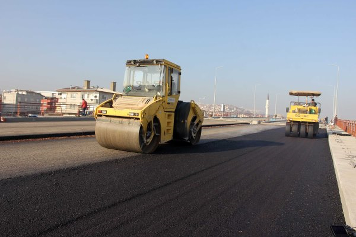 Yahya Kaptan Kavşağında Asfalt Çalışması Başladı