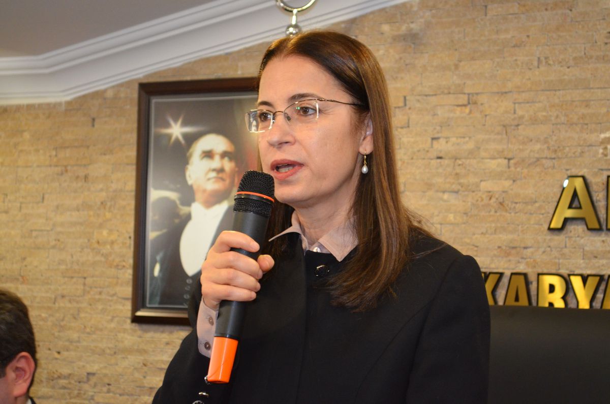 Aile ve Sosyal Politikalar Bakanı İslam, Sakarya\'da