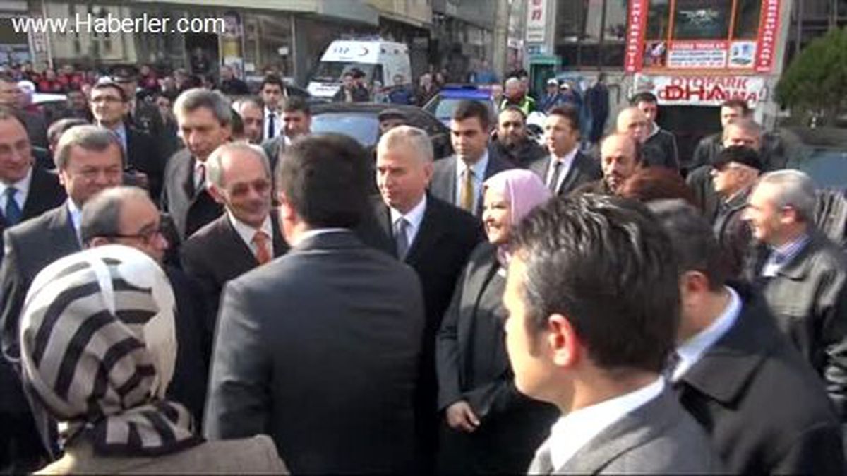Ekonomi Bakanı Zeybekci Denizli\'de