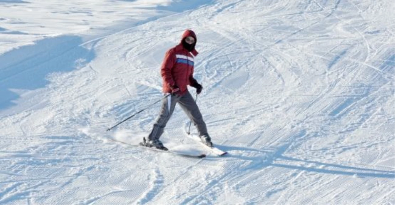 Ergan Dağı\'nda kayak sezonu açıldı -