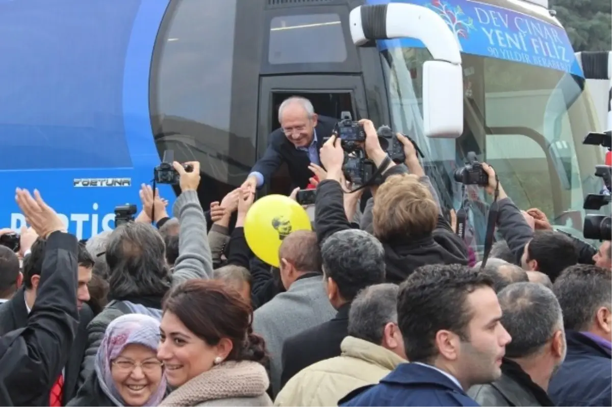 Kılıçdaroğlu, Sarıgül ve Balbay İzmir Havalimanı\'na İniş Yaptı