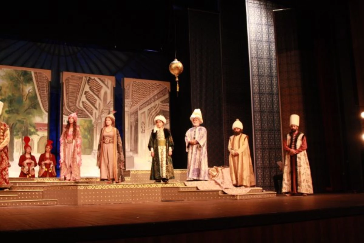 "Kösem Sultan" Adapazarı Turnesi\'nde