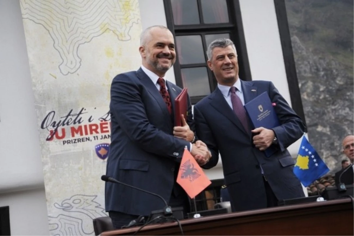 Kosova İle Arnavutluk İlk Kez Ortak Toplantı Düzenledi