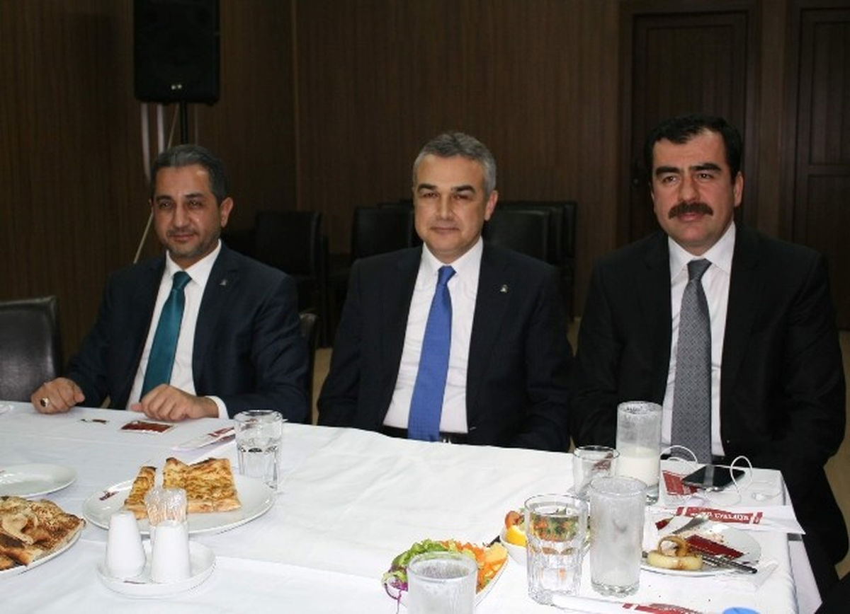 Mustafa Savaş Gazetecilerle Bir Araya Geldi