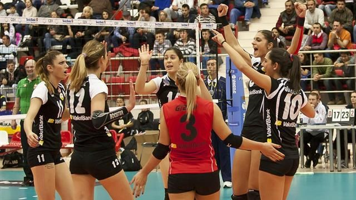 Çanakkale Belediyespor: 0 VakıfBank: 3