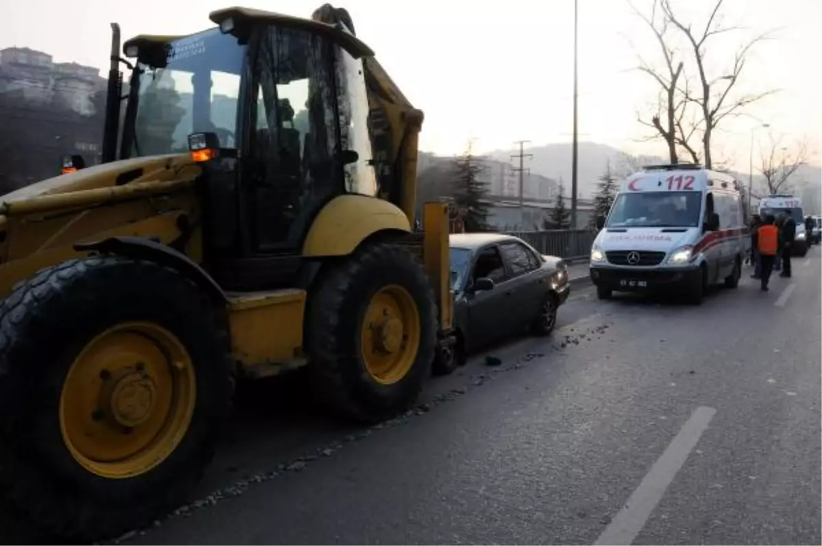 Yaralı Yakınları ile Ambulans Sürücüsü Kavga Etti