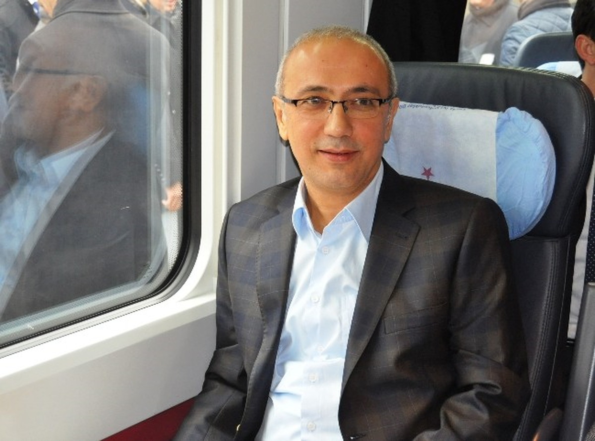 Yeni Bakan Elvan\'ın İlk Ziyareti Eskişehir\'e