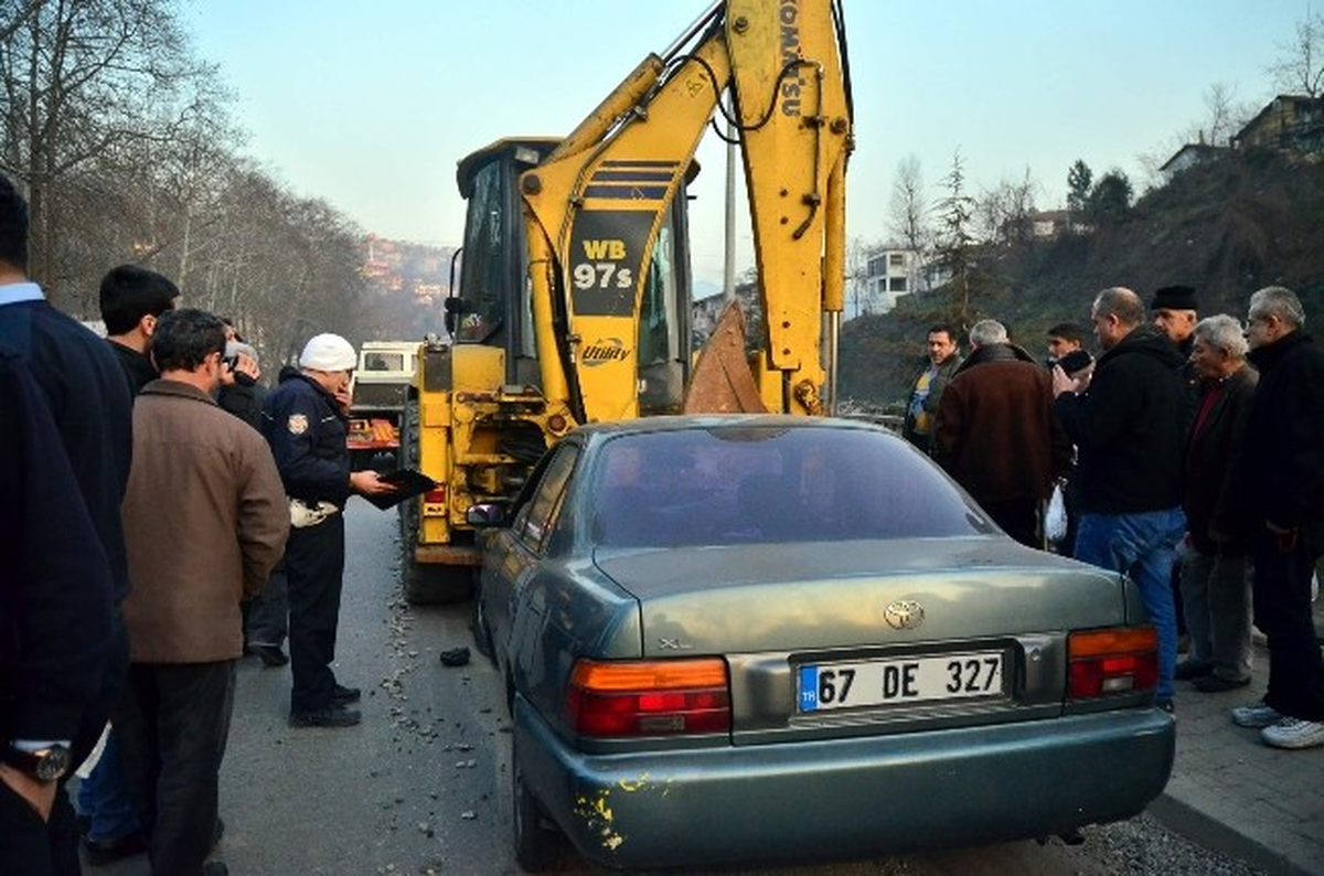 Ambulans Şoförü Yaralı Yakınları ile Tartıştı