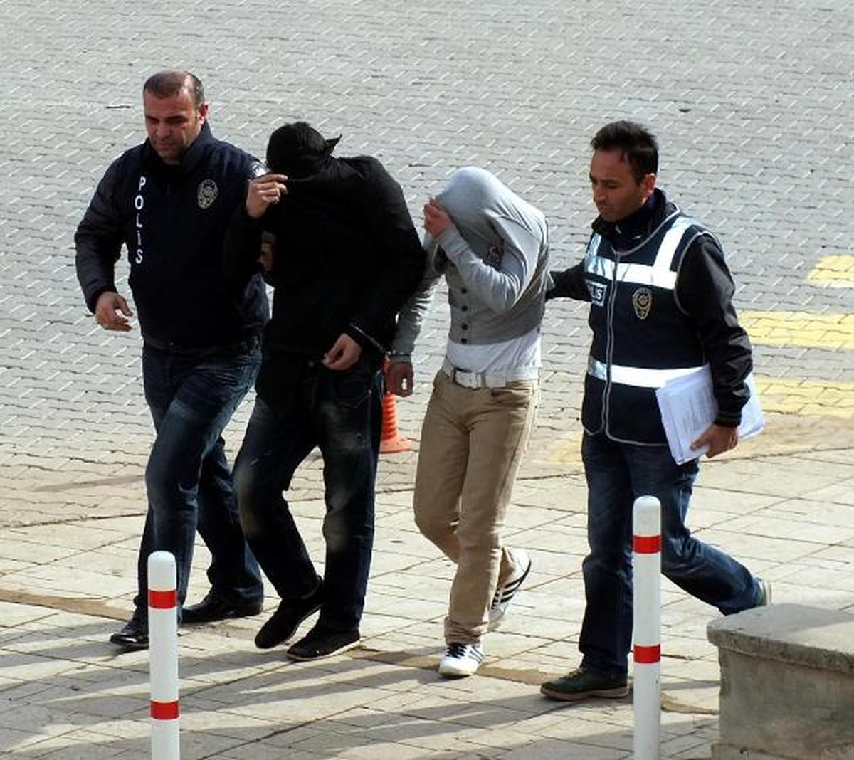 Çaldıkları Motosikletleri Parçalayıp Satmışlar