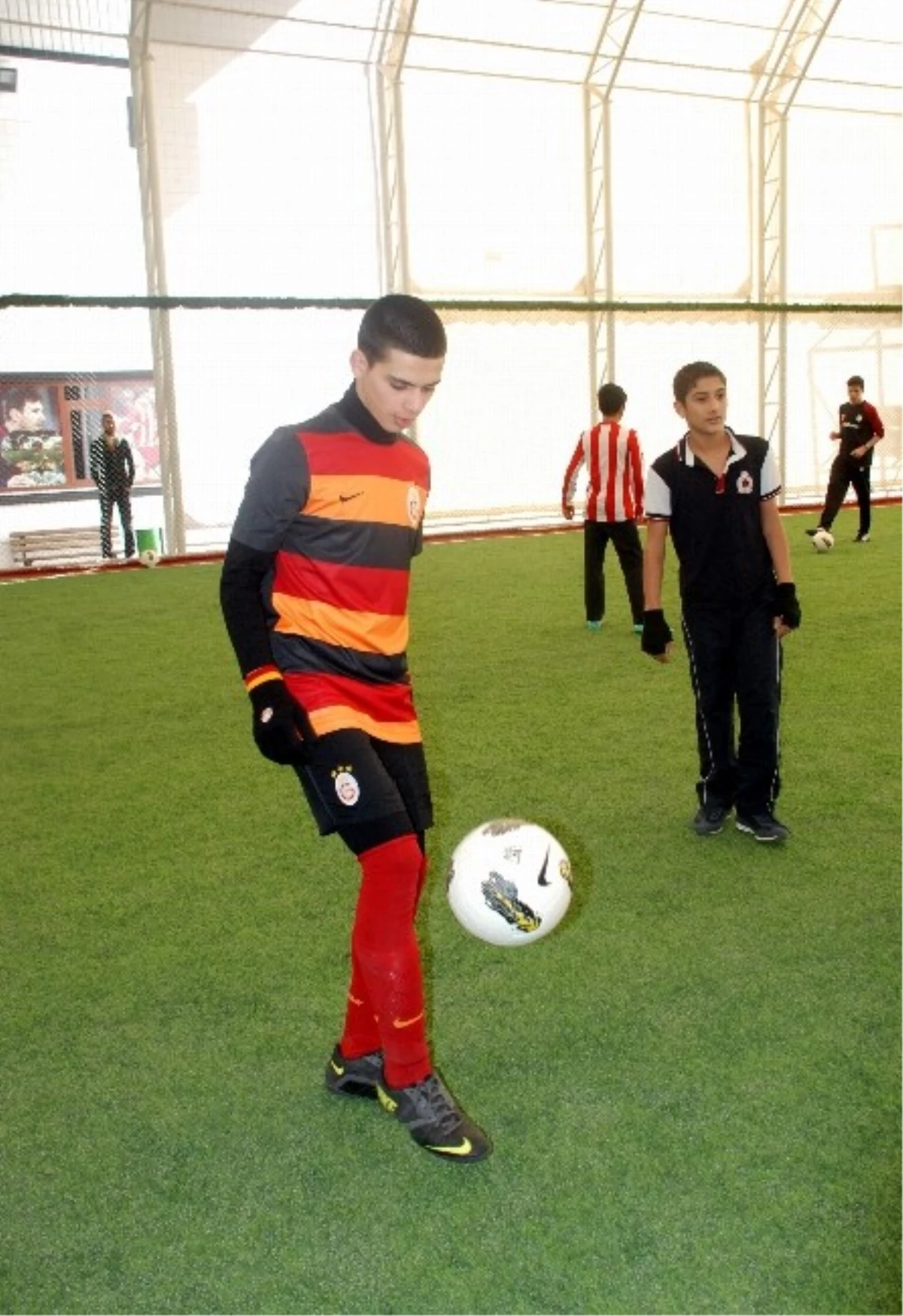Diyarbakır\'da Galatasaray Spor Okulu Kuruldu