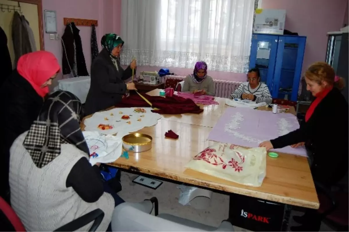 Adıyaman Hem, 2013 Yılında Binin Üzerinde Kurs Açtı