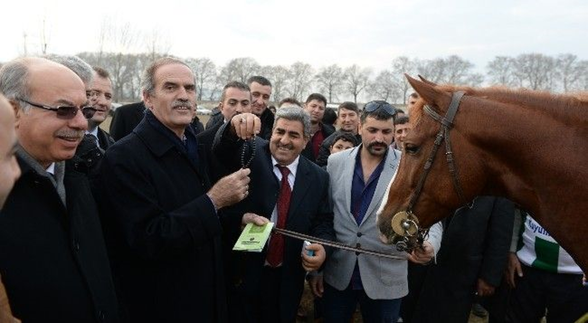 Altepe\'den Ata Sporu Cirite Destek