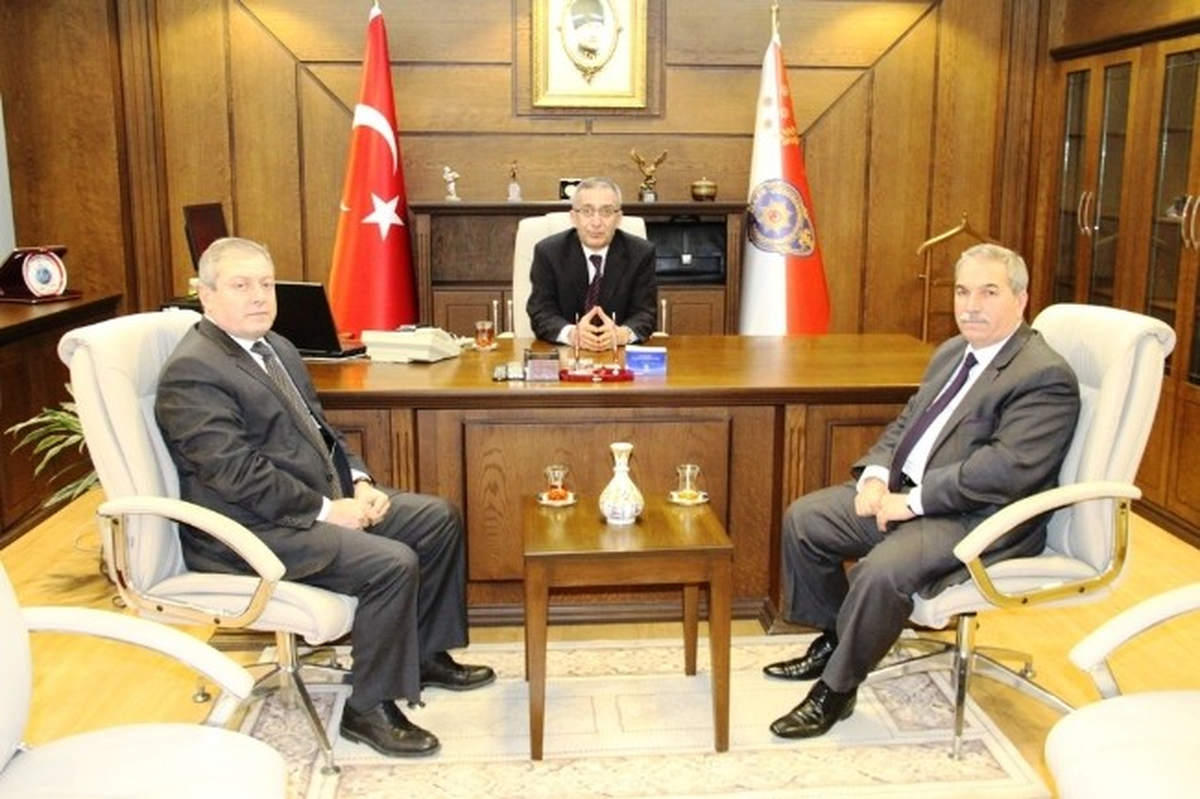 Demirtaş\'tan Yeni Emniyet Müdürüne Ziyaret