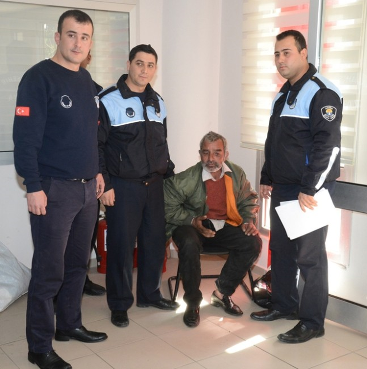 Dilencinin Üzerinden 3 Bin 426 Lira Çıktı