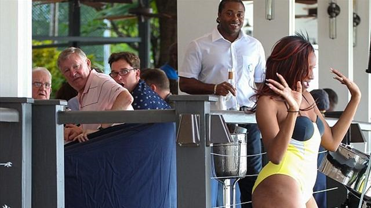 Ferguson Gözlerini Ondan Alamadı