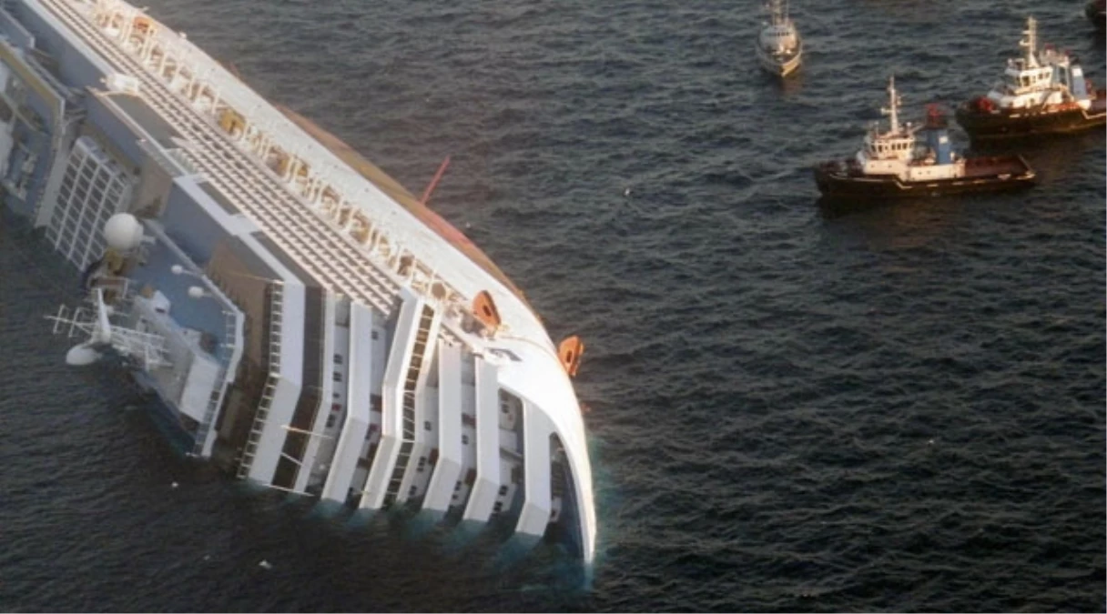 İtalya\'daki Costa Concordia Kazasının 2. Yıldönümü