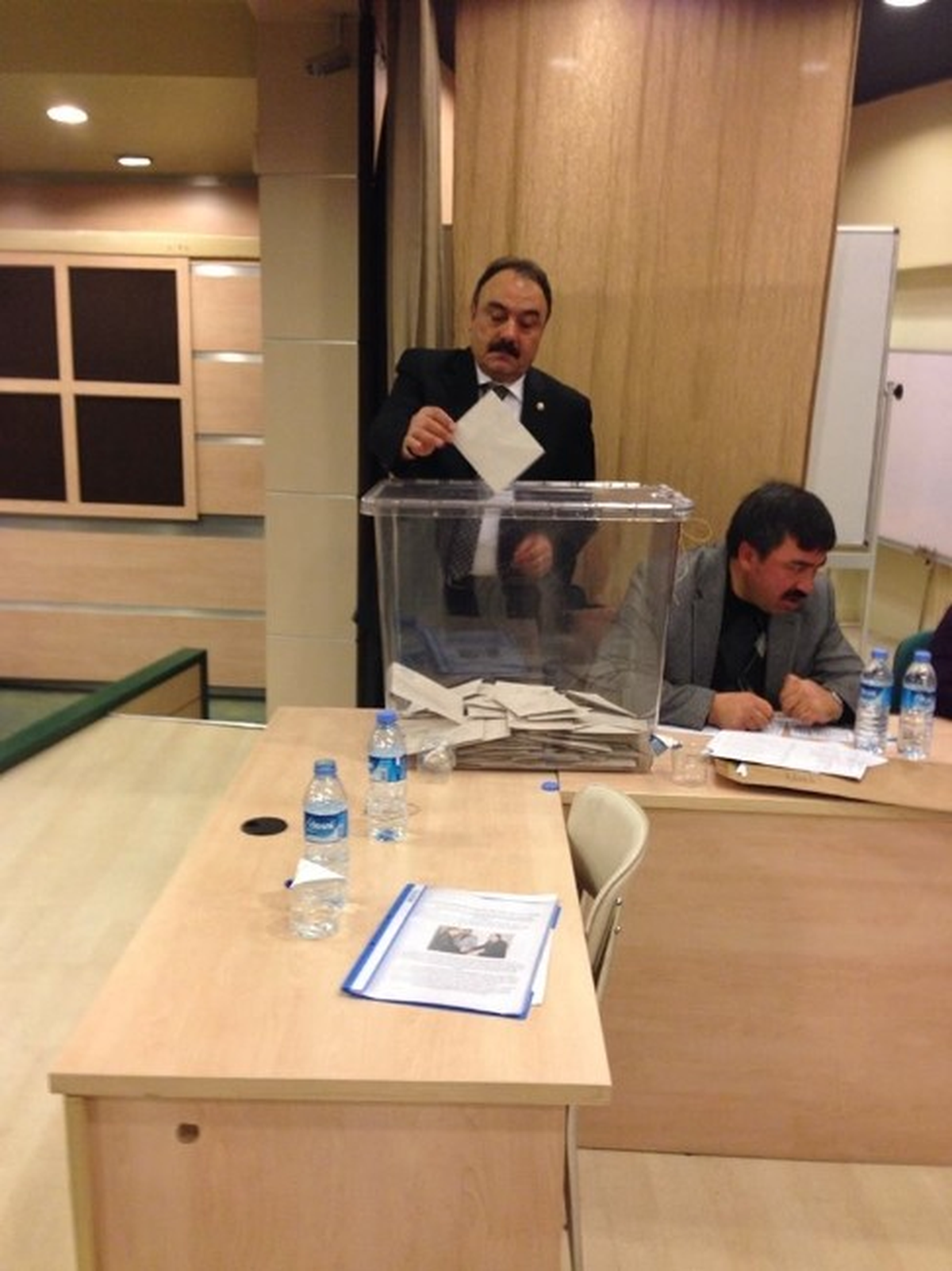 Karaca Yeniden Başkan…