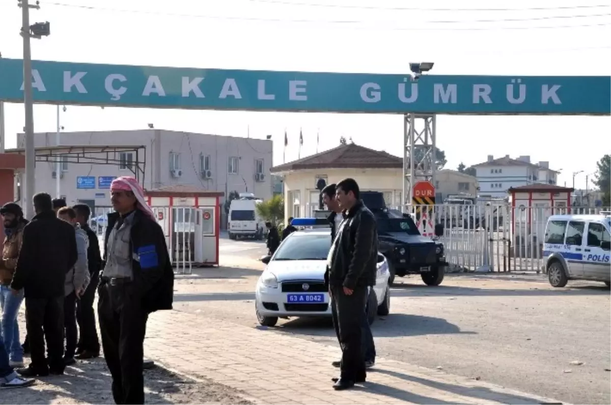 Telabyat Sınır Kapısı\'nda Belirsizlik Devam Ediyor