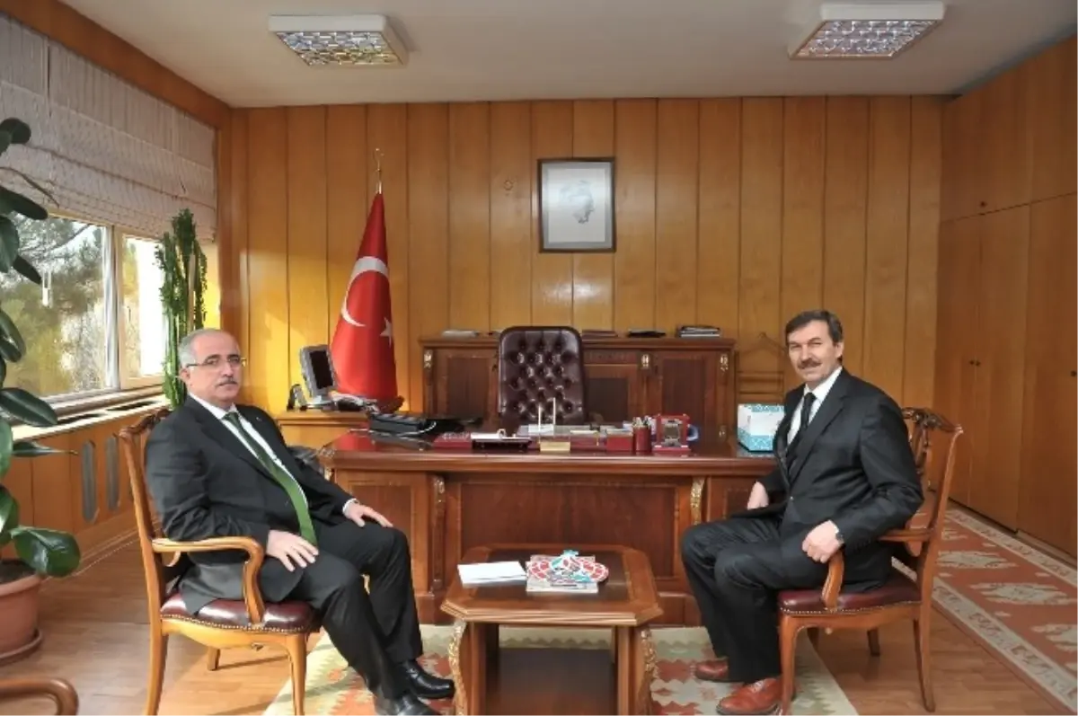 Vali Tuna'dan İl Özel İdaresi Genel Sekreterliğine Ziyaret