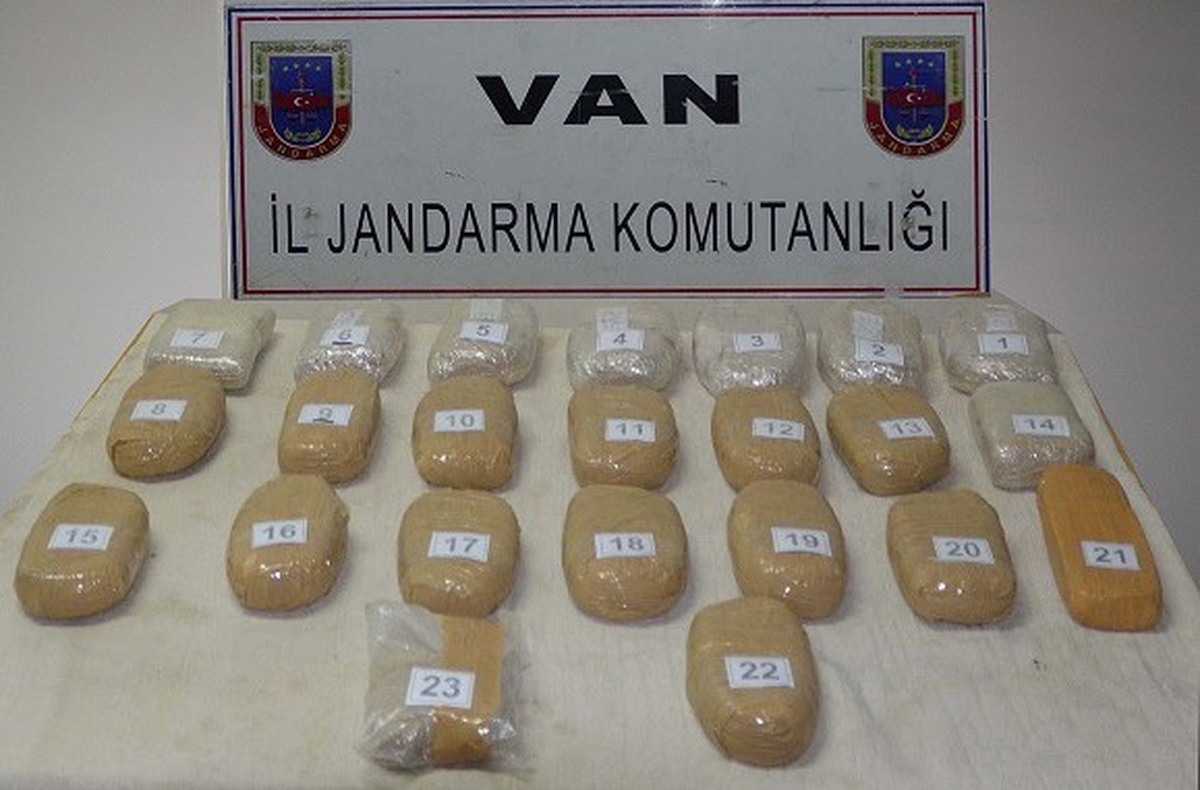 Van\'da 11 Kilo Eroin Ele Geçirildi