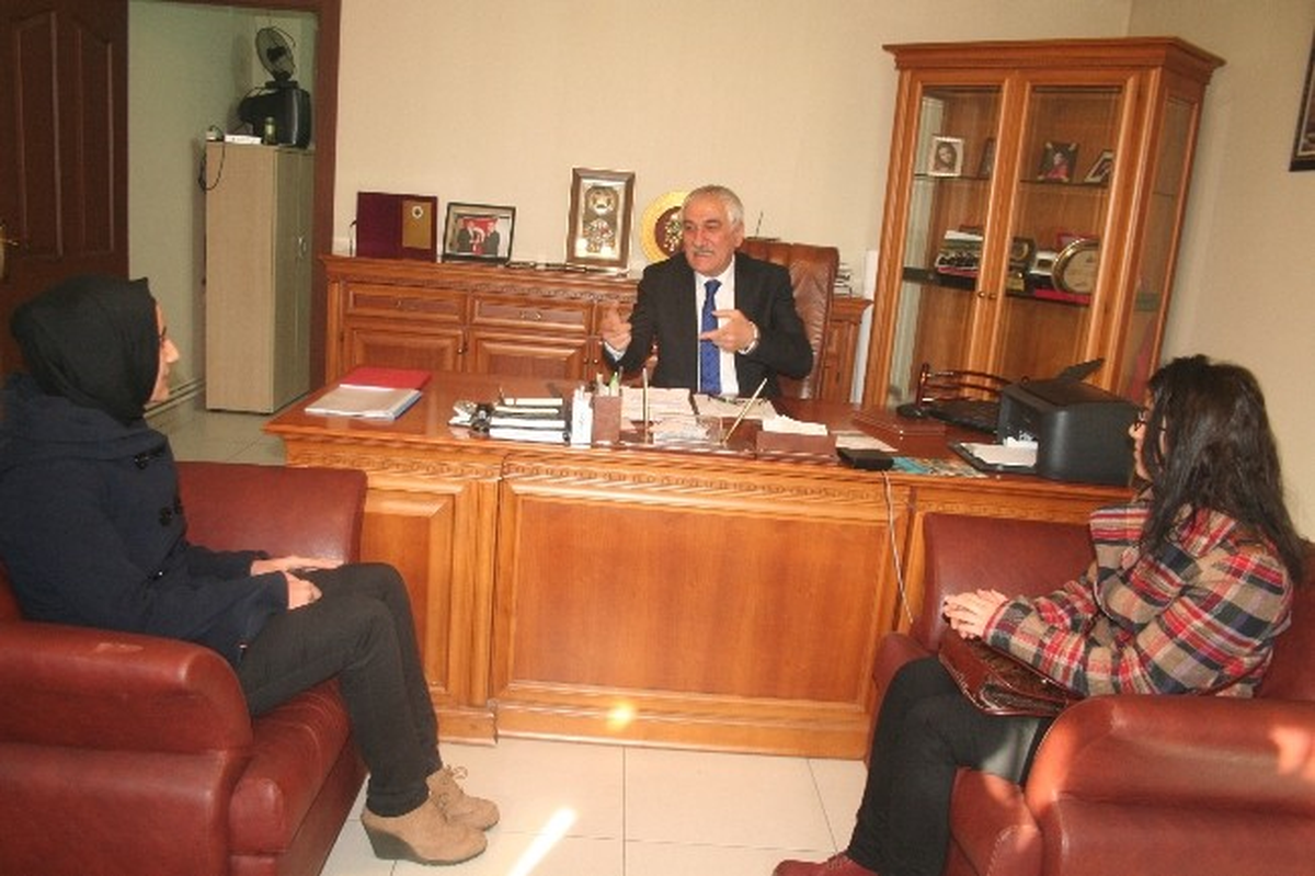 Başkan Adayı Karakaya "Genç Dostu Kent" İçin Gençlerle Sözleşti