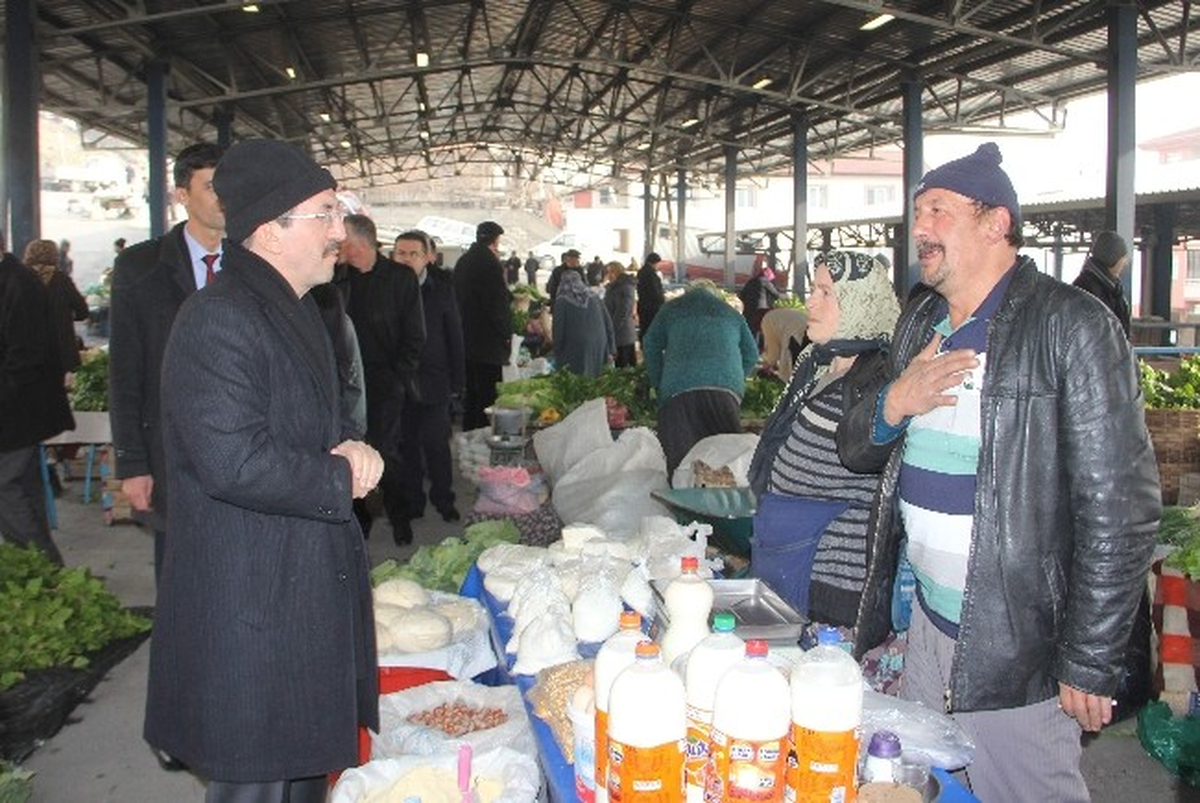 Başkan Vergili Esentepe Esnaflarını Gezdi