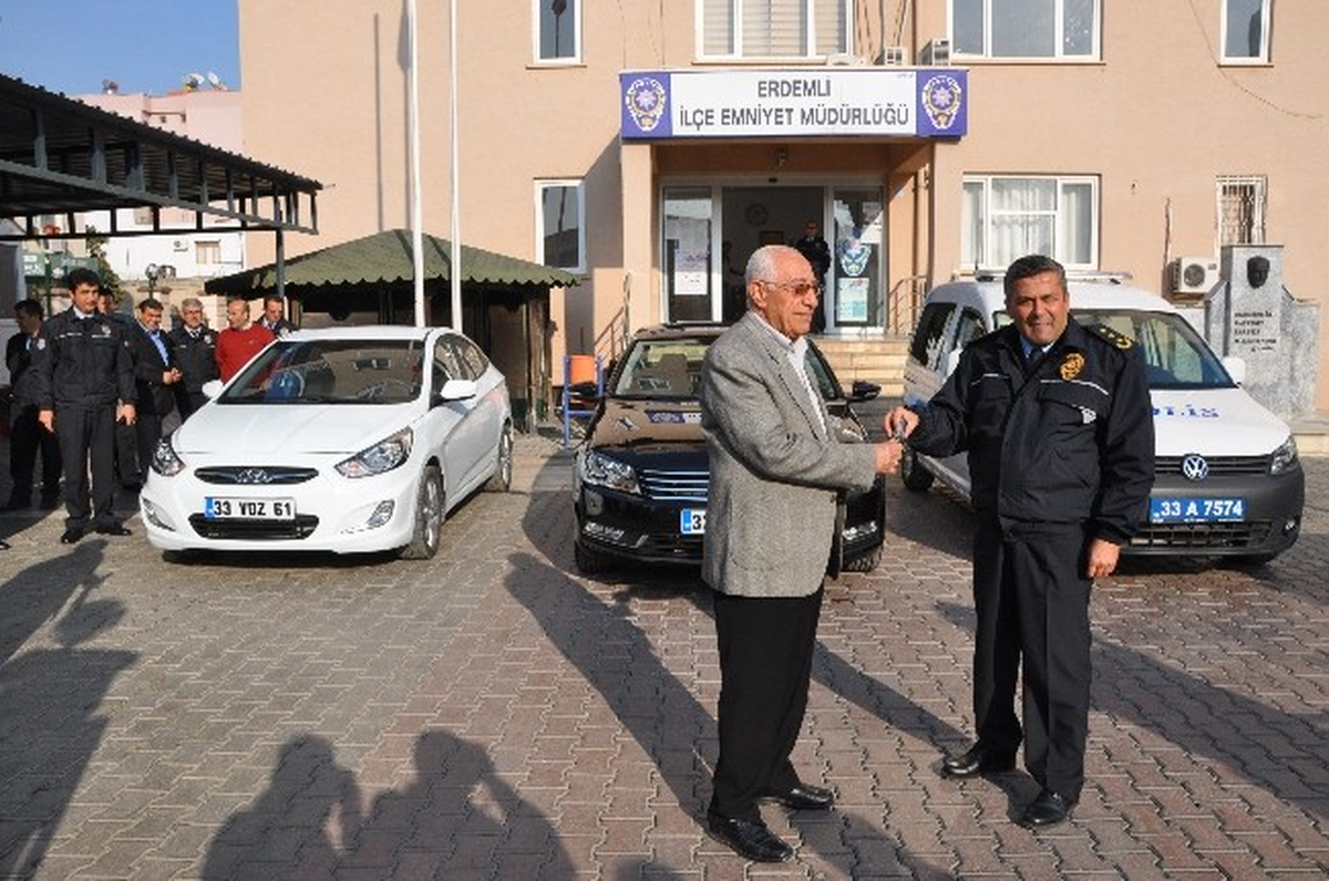 Erdemli Emniyet Müdürlüğü\'ne Araç Takviyesi