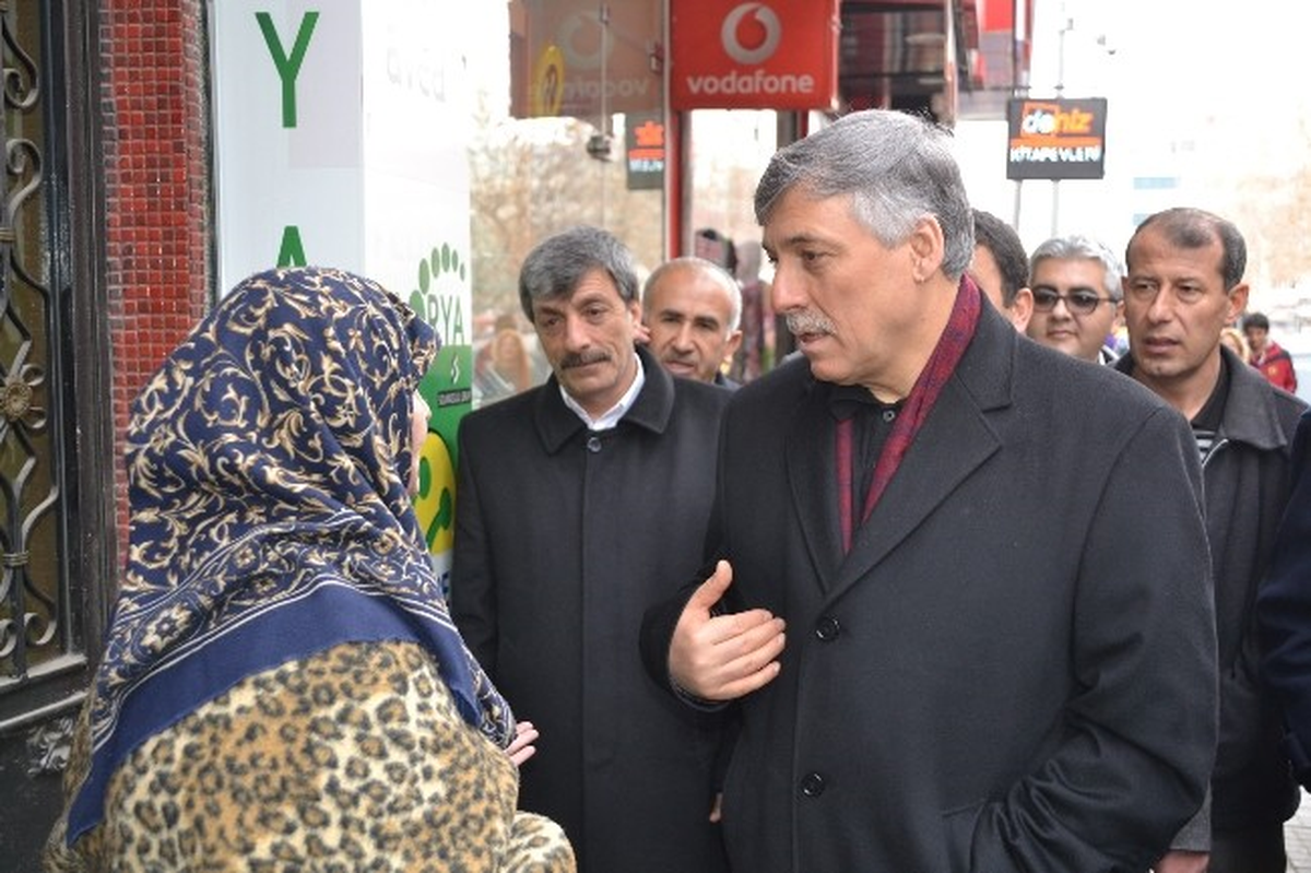 Erkal, Fuzuli Esnafını Ziyaret Etti