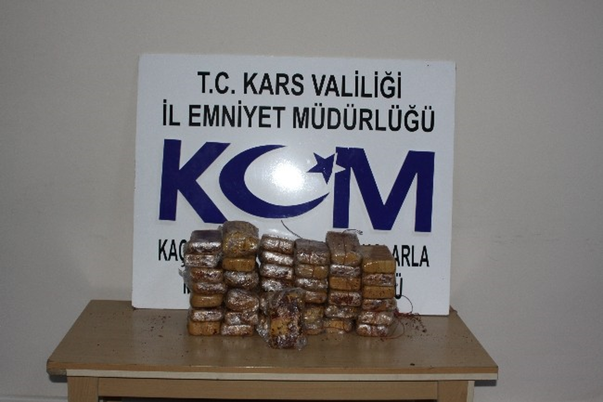 Kars\'ta 19 Kilo Eroin Ele Geçirildi