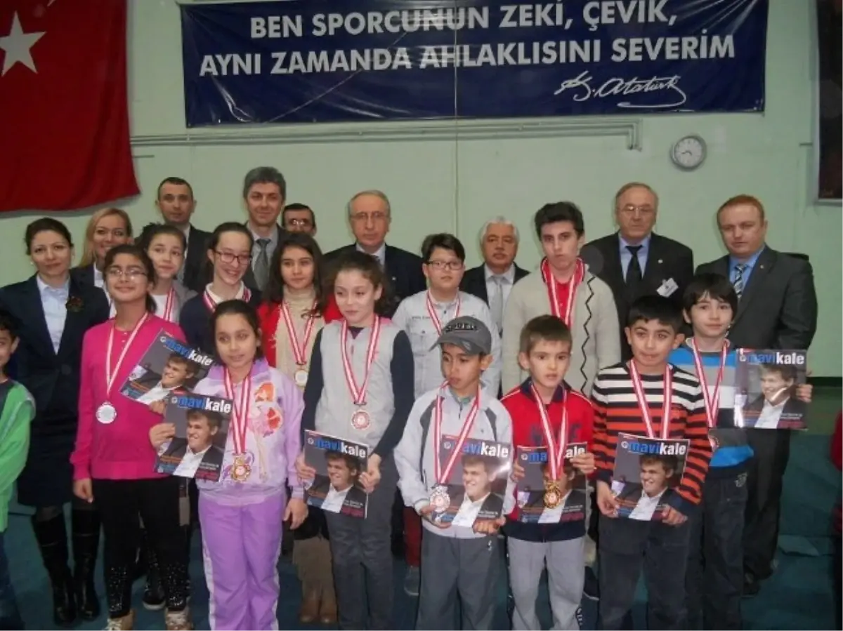 Okul Sporları Minikler-Küçükler Satranç İl Birinciliği Oynandı