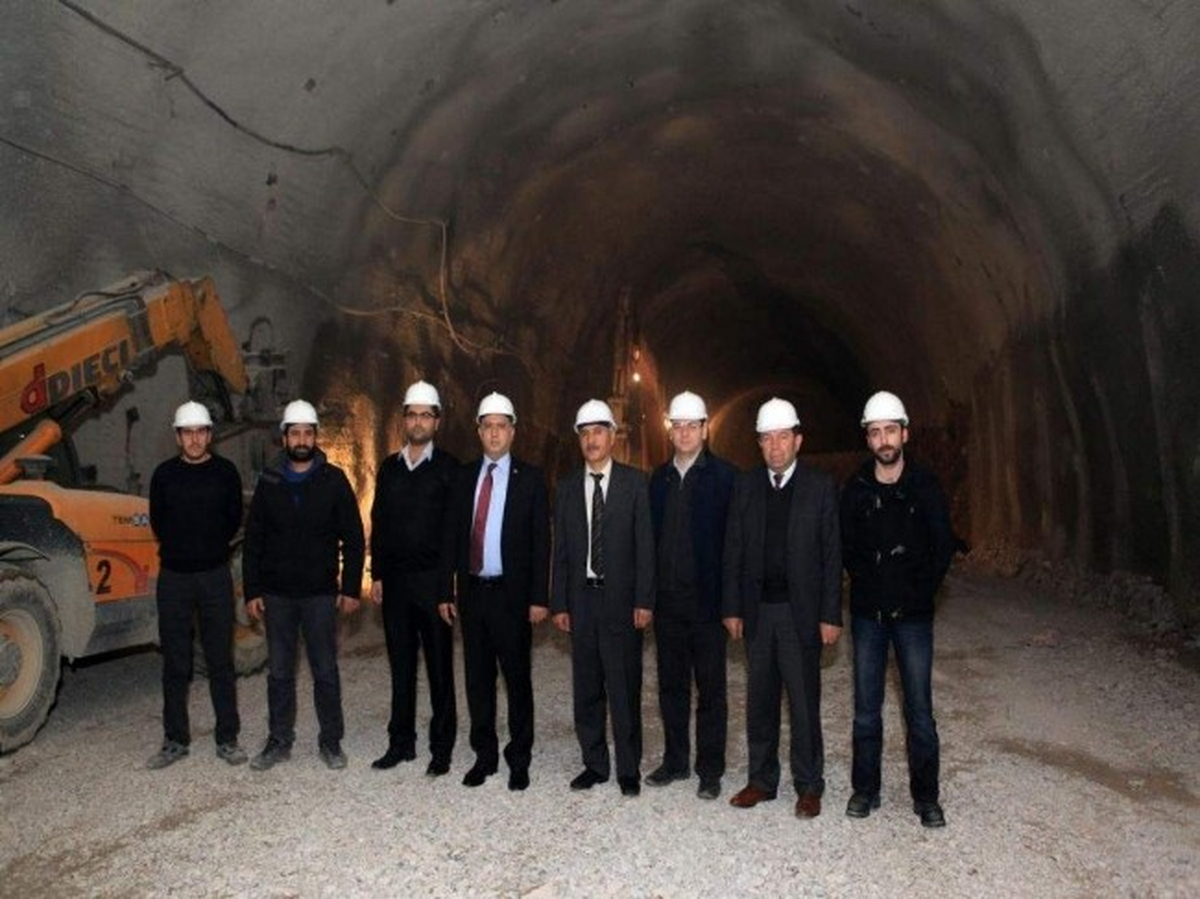 Vali Çomaktekin\'den Tünelde İnceleme
