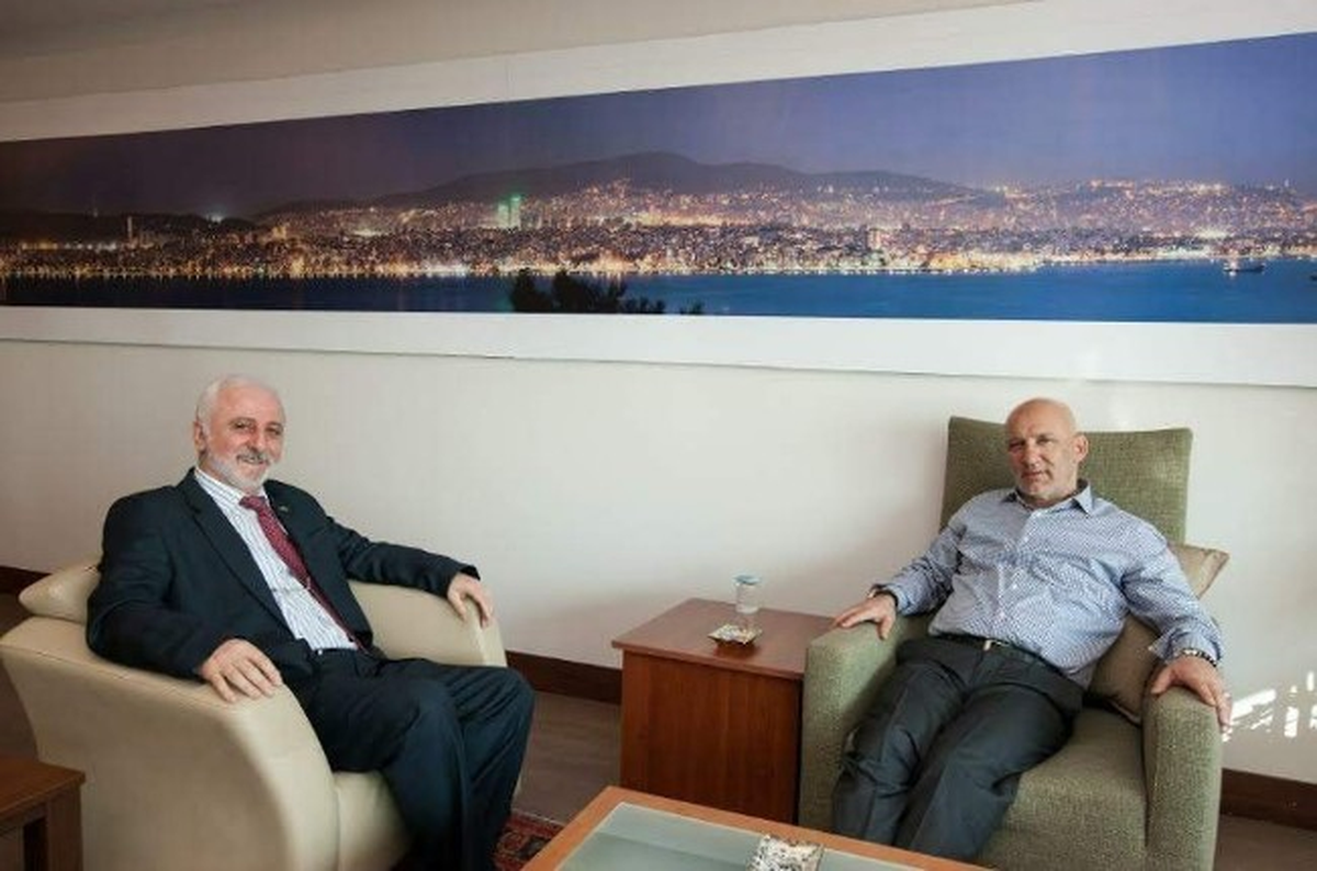 Anadolu Denizcilik Yat ve Yelken Kulübü\'nden Başkan Öz\'e Ziyaret