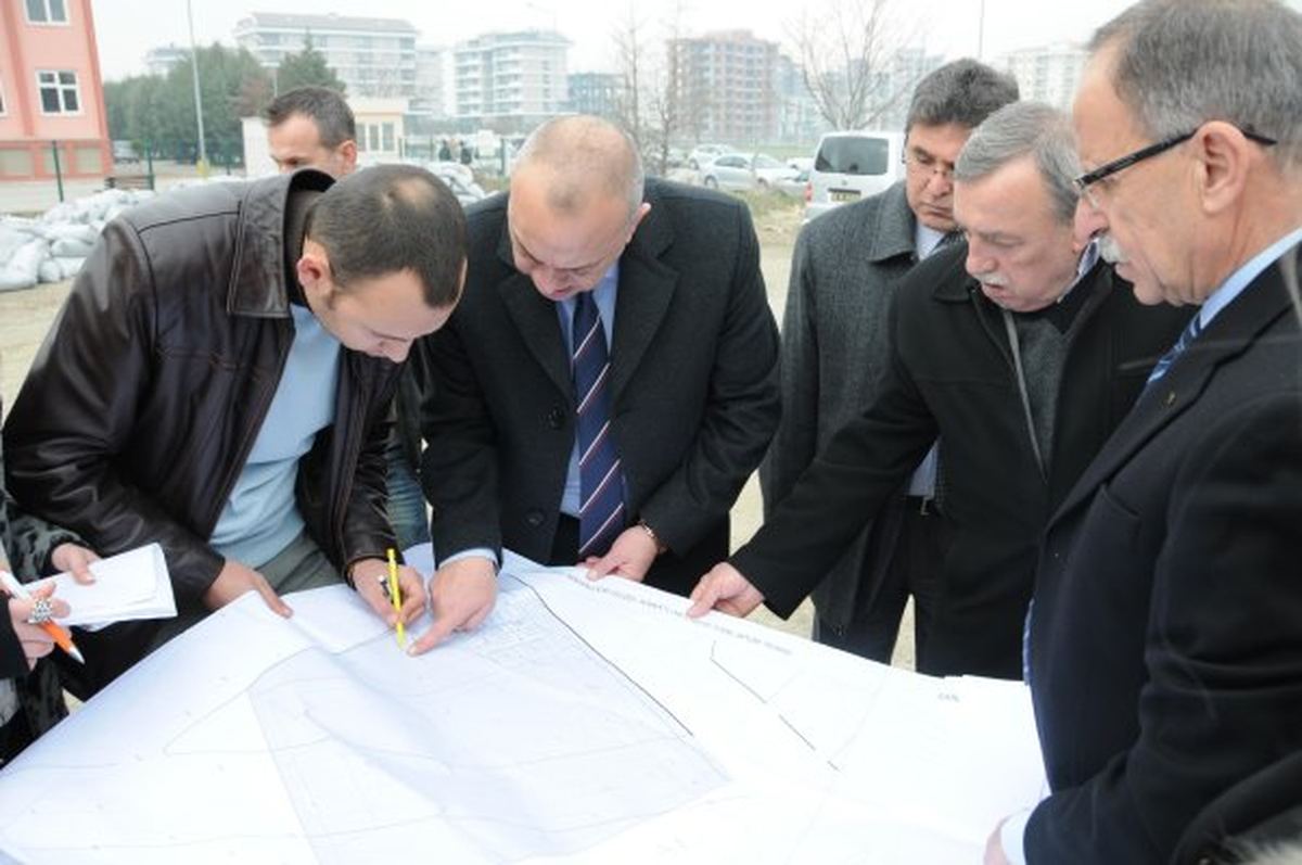 Belediye\'den İki Yeni Futbol Tesisi