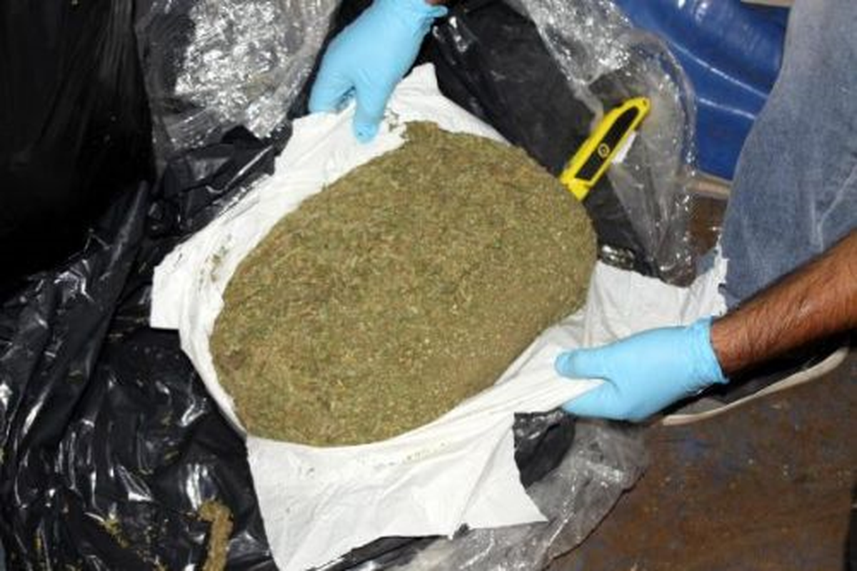 Elazığ\'da 12 Kilogram Esrar Ele Geçirildi
