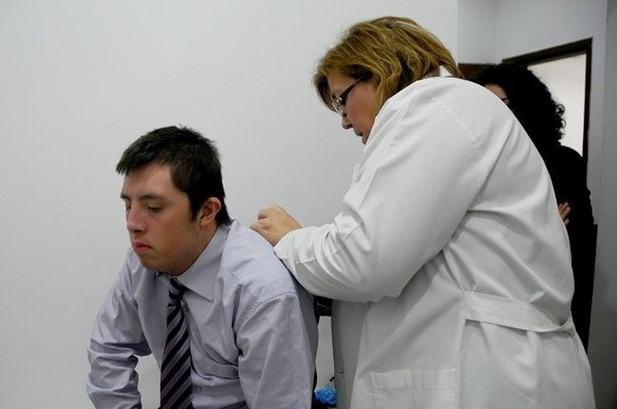 Tepebaşı\'da Engelli Gençler Sağlık Kontrolünden Geçirildi