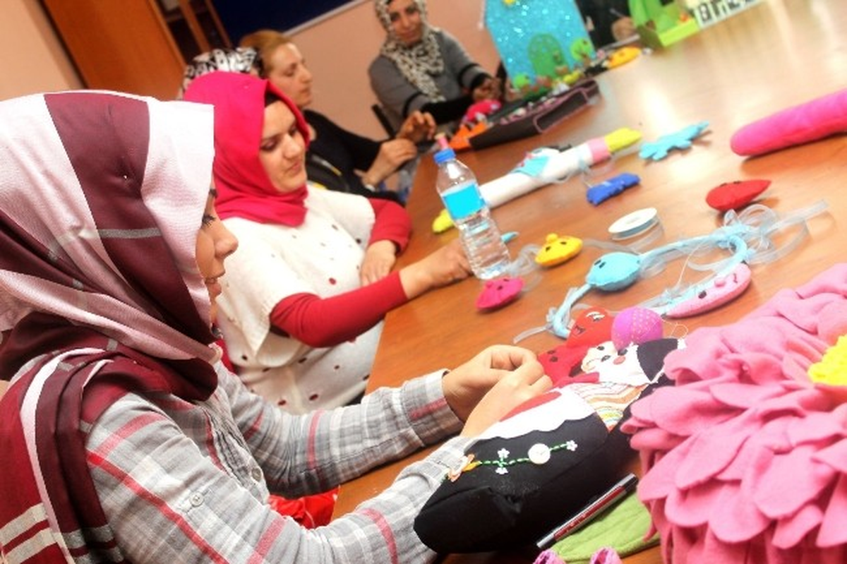 Gamek Eğitici Annelik Kursu ile Anne Adaylarını Bilinçlendirıyor