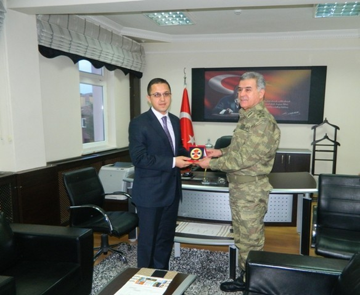 Jandarma Genel Komutanı Orgeneral Servet Yörük\' Ten Kaymakam Sağ\' A Ziyaret