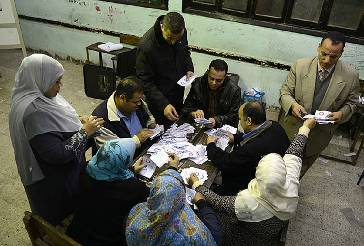 Mısır\'da Anayasa Referandumu