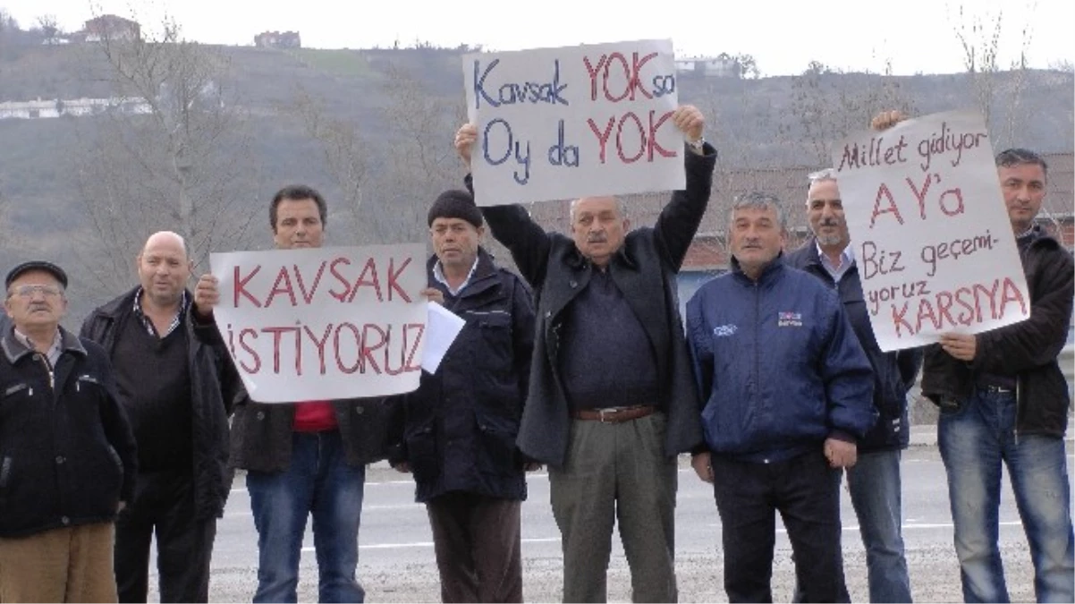 Zonguldak\'ta Köylerine Dönebilmek İçin Kavşak İstiyorlar