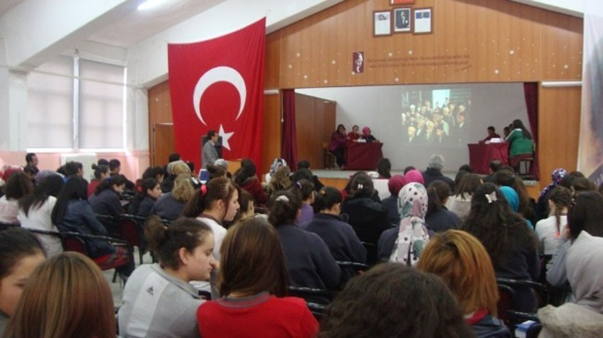 Pazarlar Çok Programlı Lisesinde Genel Kültür Bilgi Yarışması Yapıldı