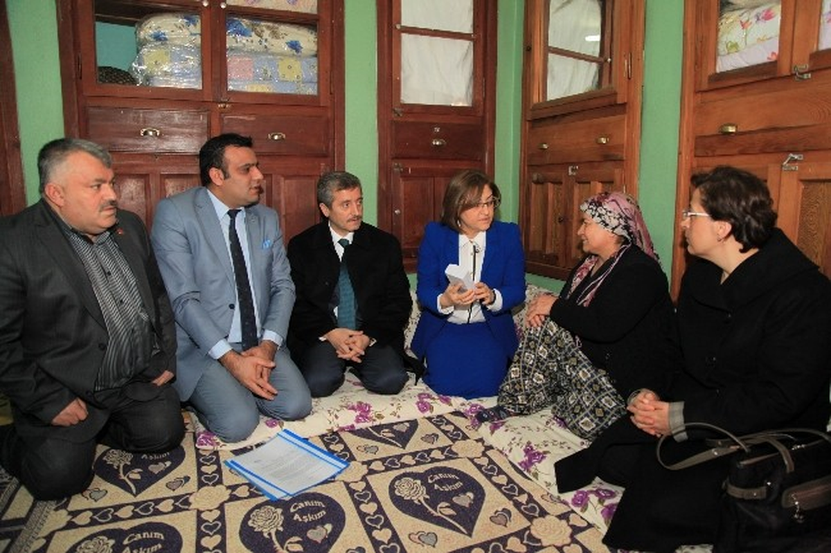 Şahin ve Tahmazoğlu\'ndan Ailelere Karbonmonoksit Uyarı Alarm Cihazı