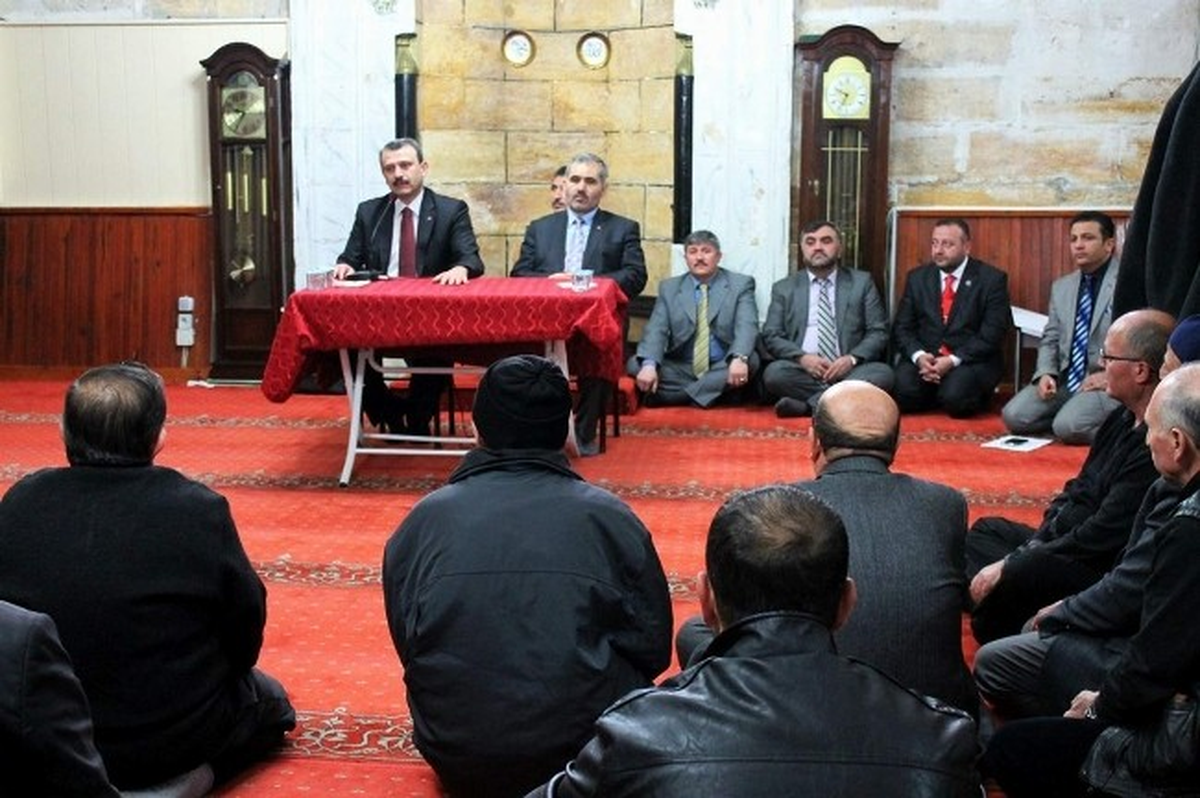 Sivas\'ta Umreye Gidecek Vatandaşlar İçin Seminer Düzenlendi