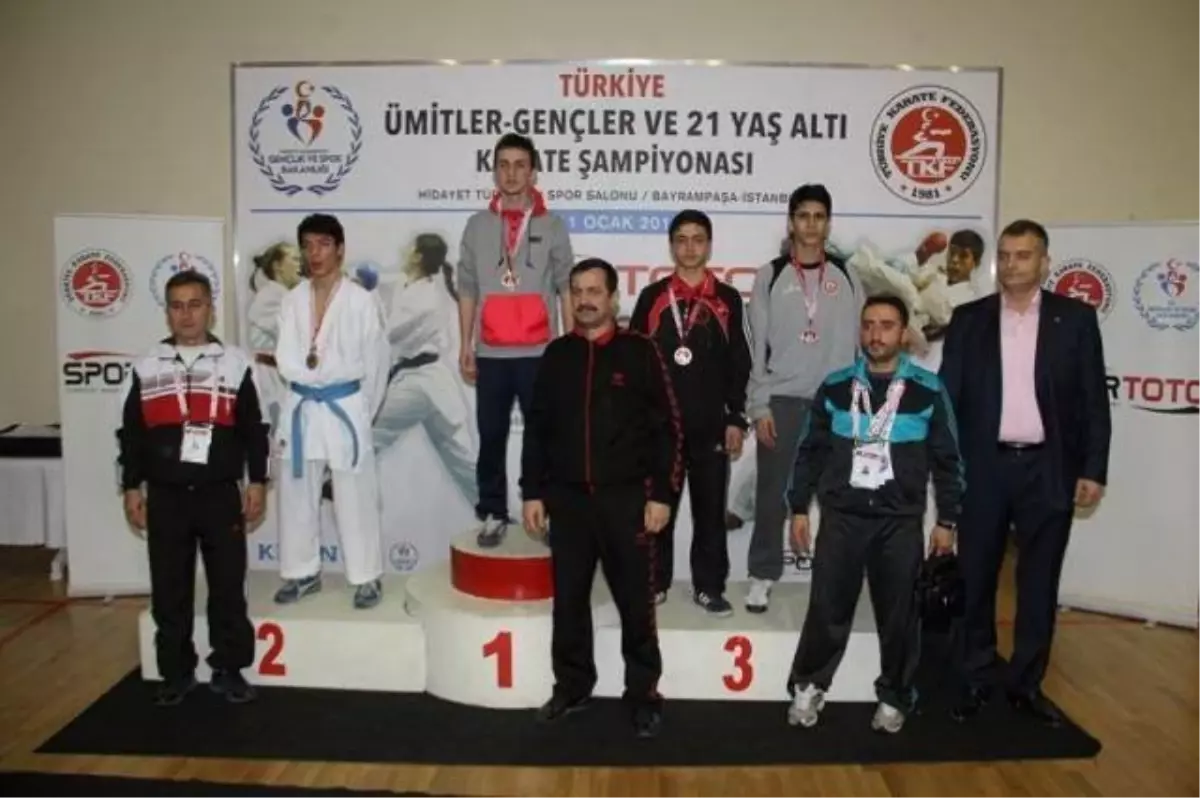 Türkiye Karate Şampiyonası Nefes Kesti