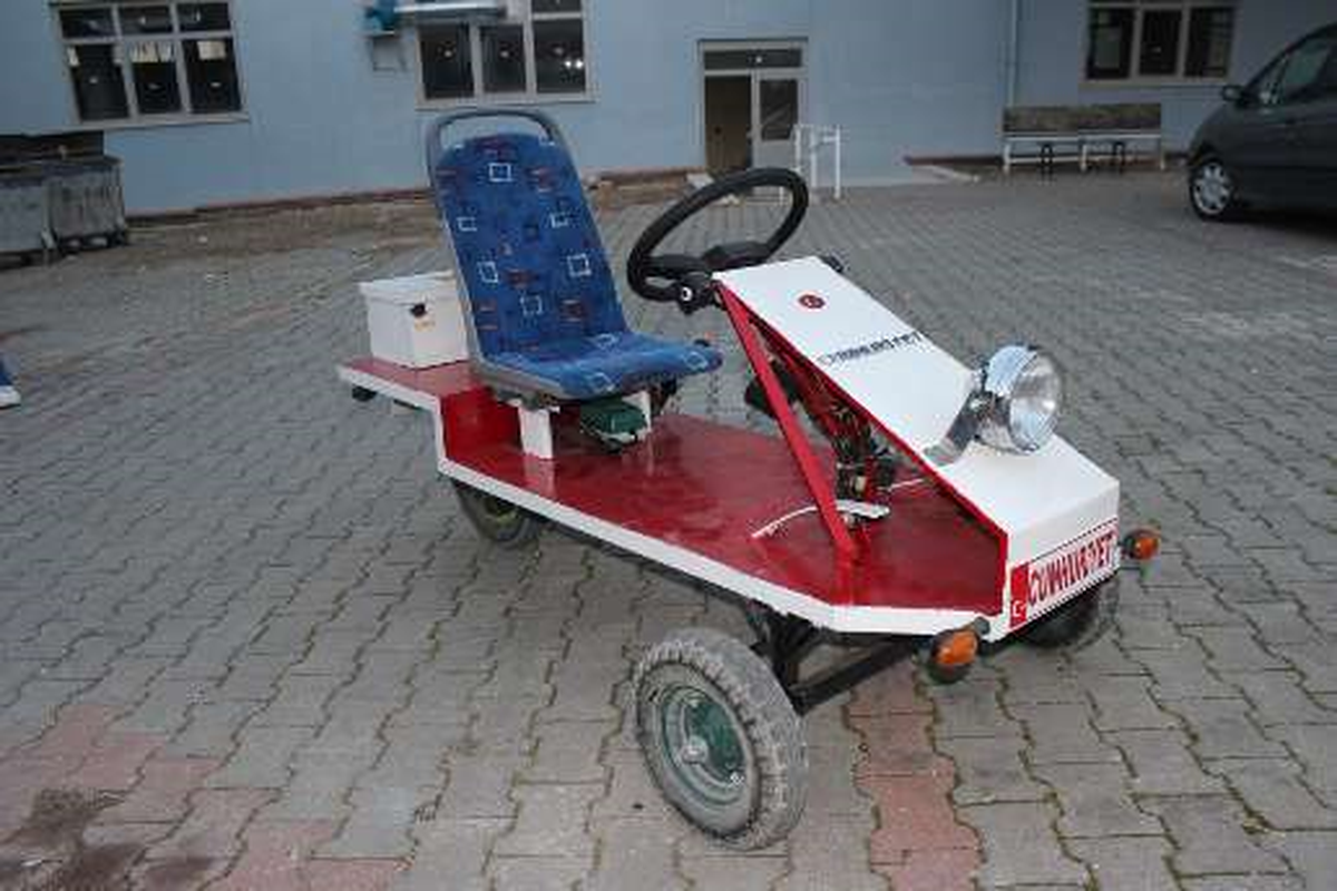 PAÜ\'lü Öğrenciler Elektrikli Araç İcat Etti