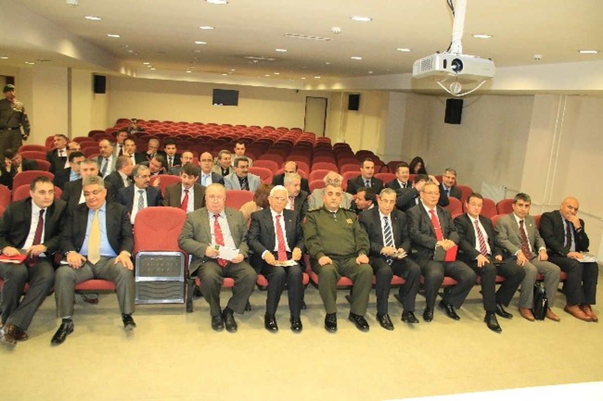 Vali Ali İhsan Su, "Empati Yaparak Halka Hizmet Edelim"