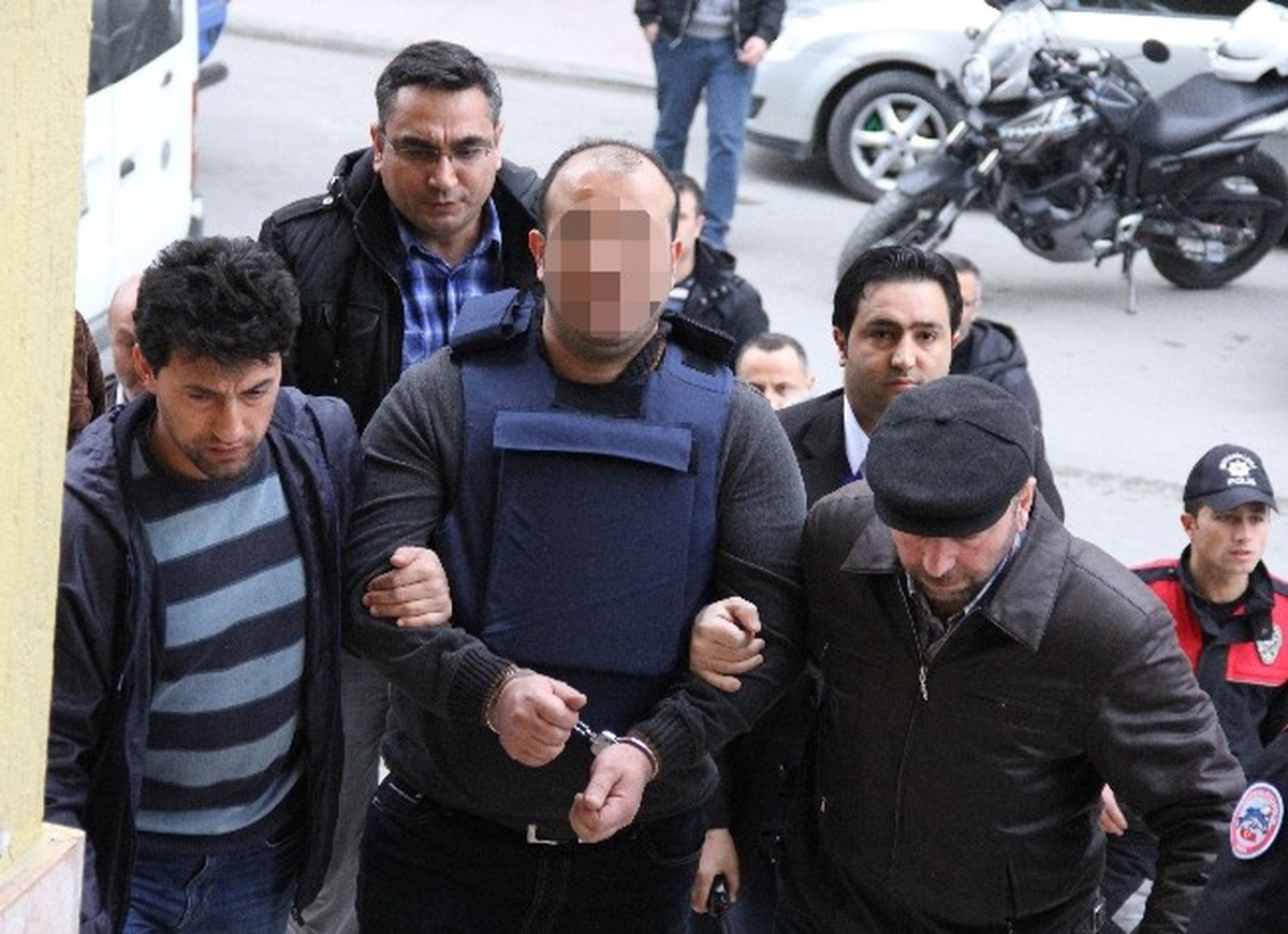 13 Suçtan Aranan Şahıs 1 Saatlik Kovalamacayla Yakalandı